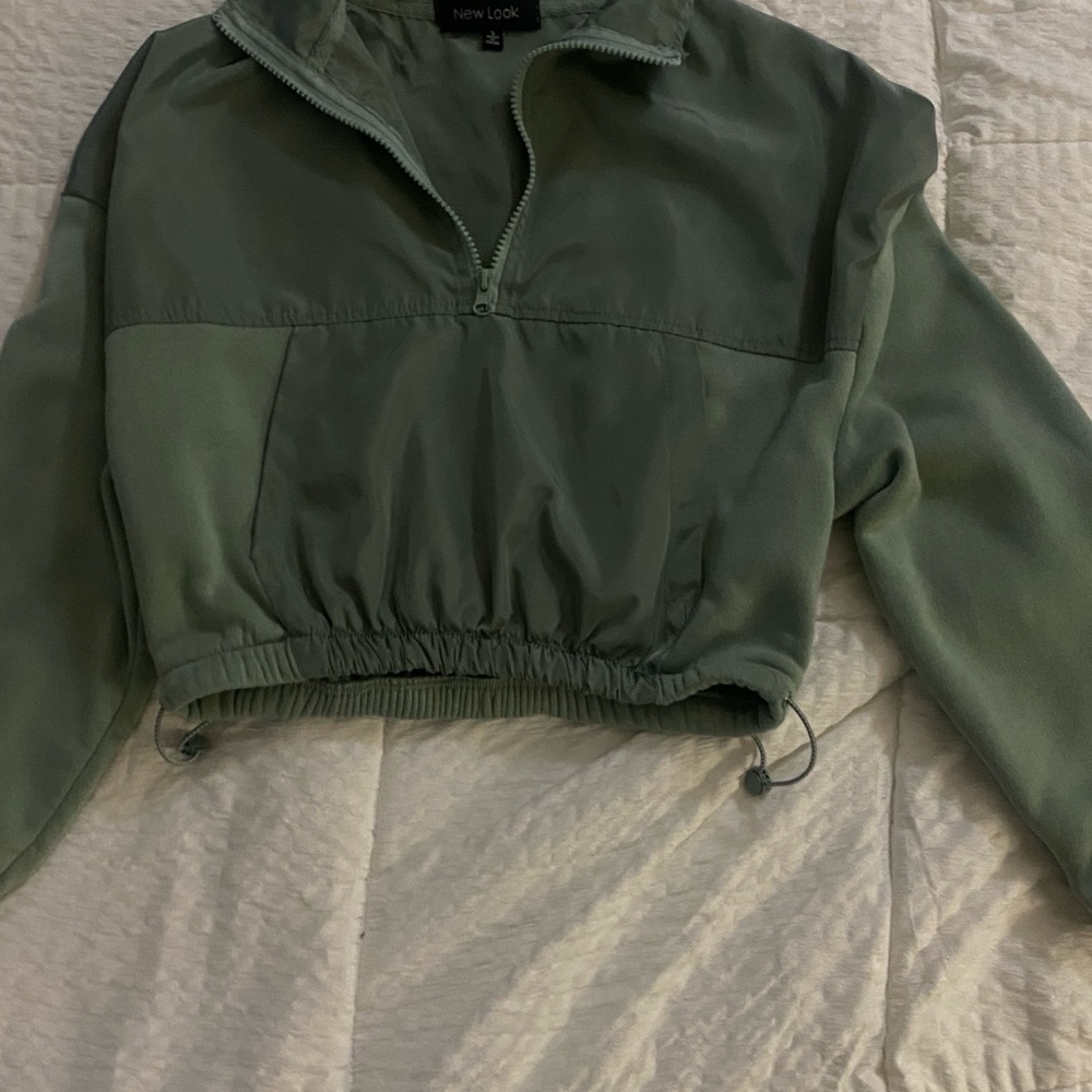 New Look Green Cropped Pullover